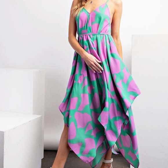easel Dresses & Skirts - NEW EASEL GEO PRINT GREEN & LILAC SHARKBITE WOVEN V NECK DRESS SIZE SMALL BOHO